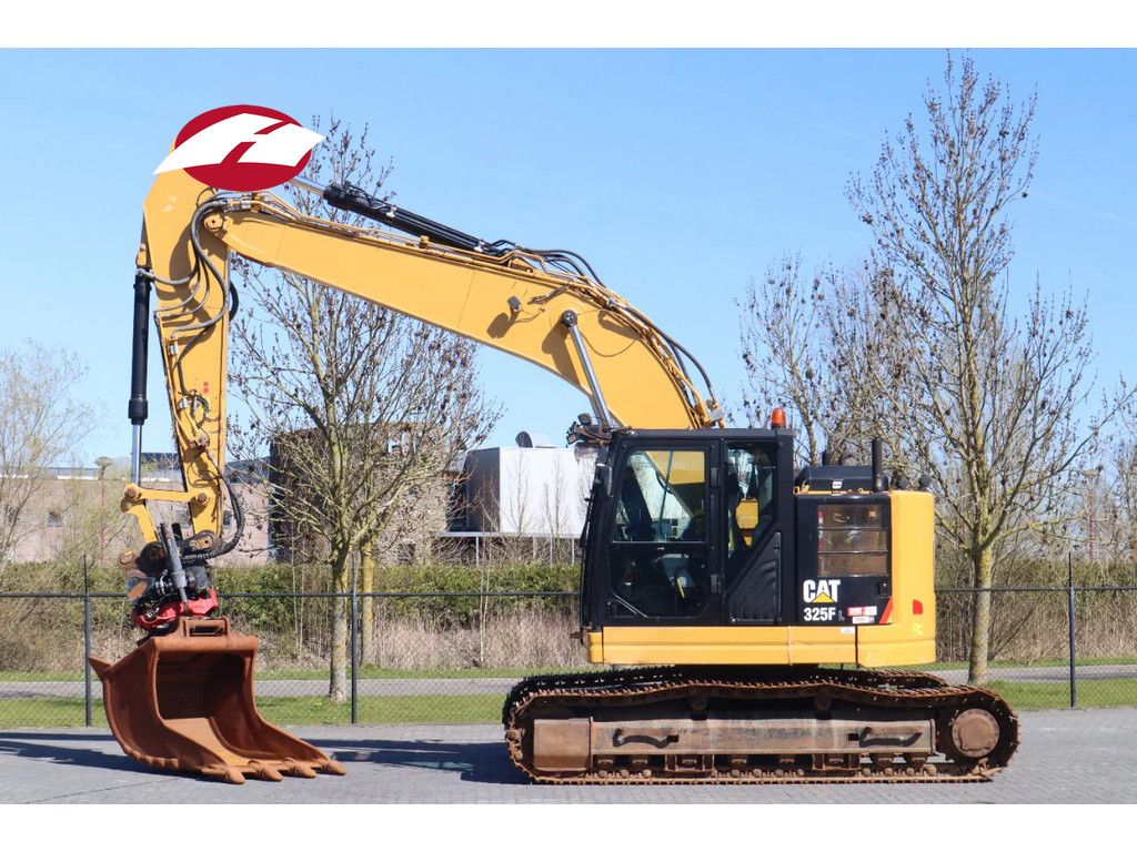 Caterpillar 325 F LCR | ROTOTILT | BUCKET