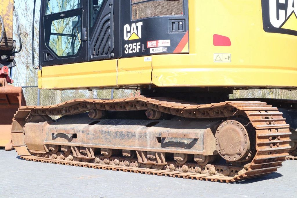 Caterpillar 325 F LCR | ROTOTILT | BUCKET
