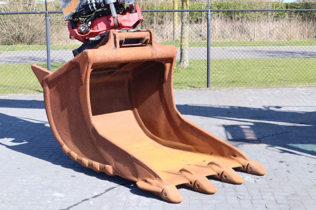 Caterpillar 325 F LCR | ROTOTILT | BUCKET