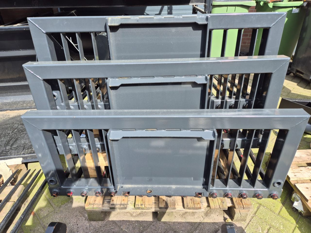 Div aanbouwdelen op voorraad! grondbak, tegelriek, puinbak