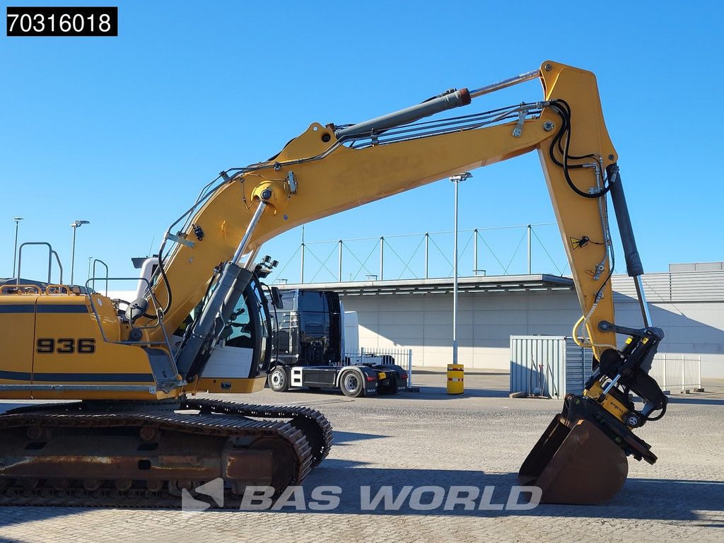 Liebherr R936 LC