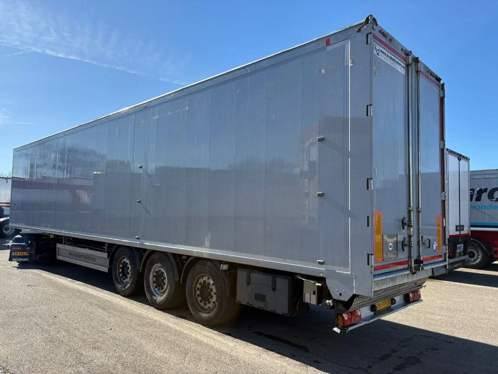 Kraker CF200 CF 200 92m3 10MM Cargo Floor Alcoa APK/TUV 11-2026