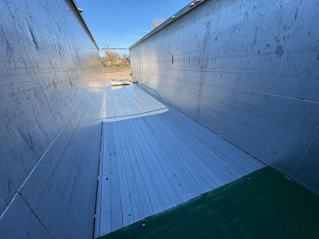 Kraker CF200 CF 200 92m3 10MM Cargo Floor Alcoa APK/TUV 11-2026