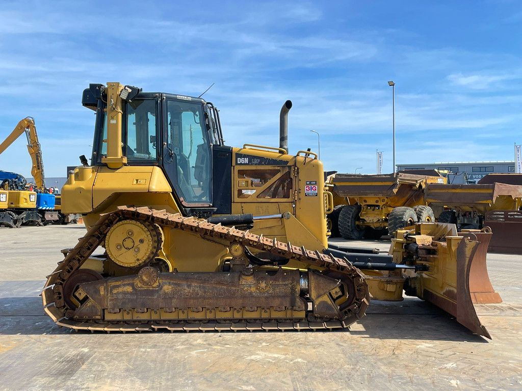 Caterpillar D6N LGP