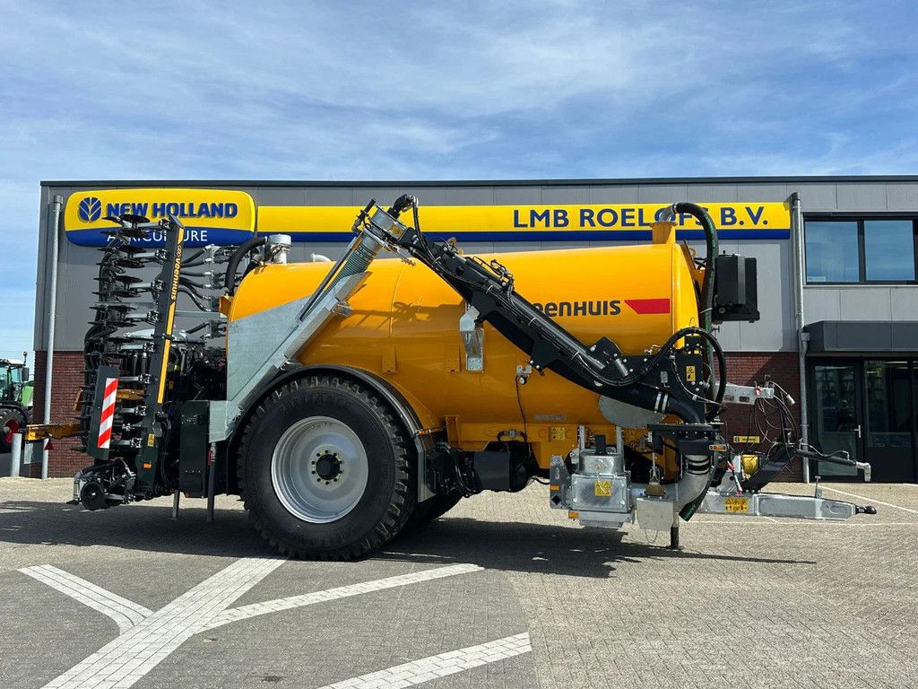 Veenhuis Premium Quad Shift 15.800 met Fullject 9m bemester