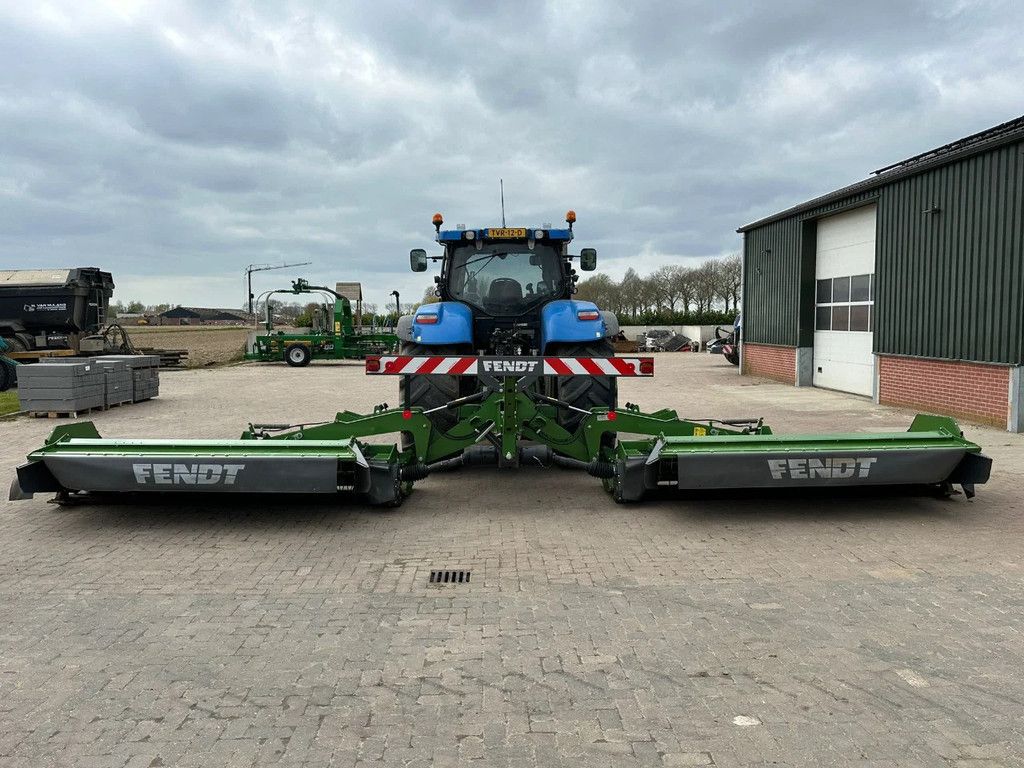 Fendt maaicombinatie Slicer 310 FZKC en Slicer 991 TLKC