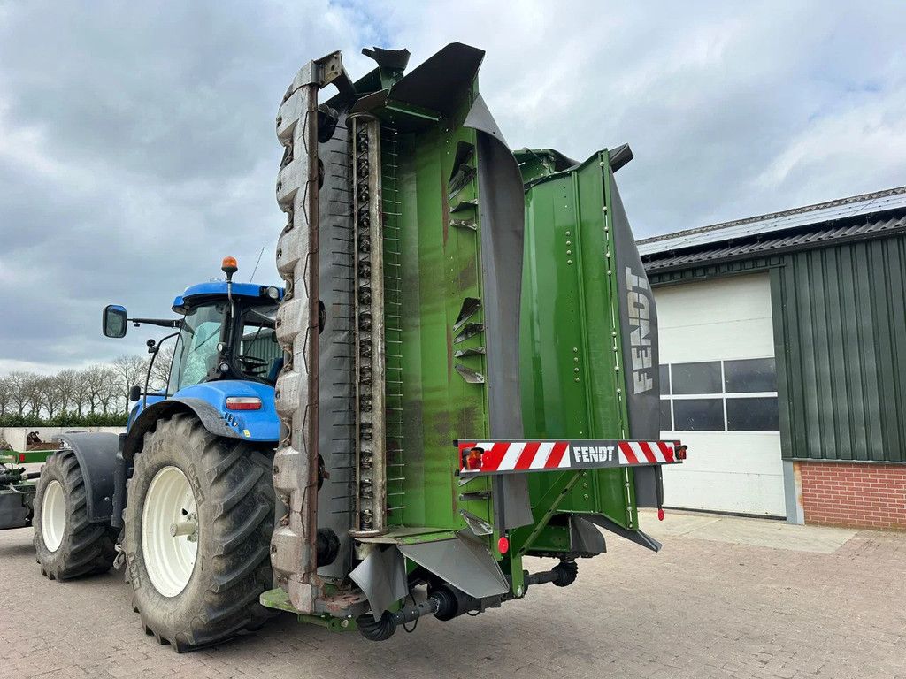 Fendt maaicombinatie Slicer 310 FZKC en Slicer 991 TLKC
