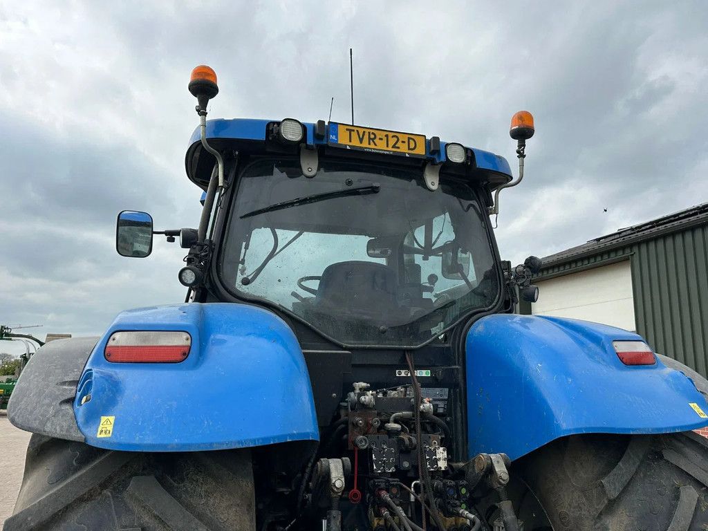 New Holland T7030