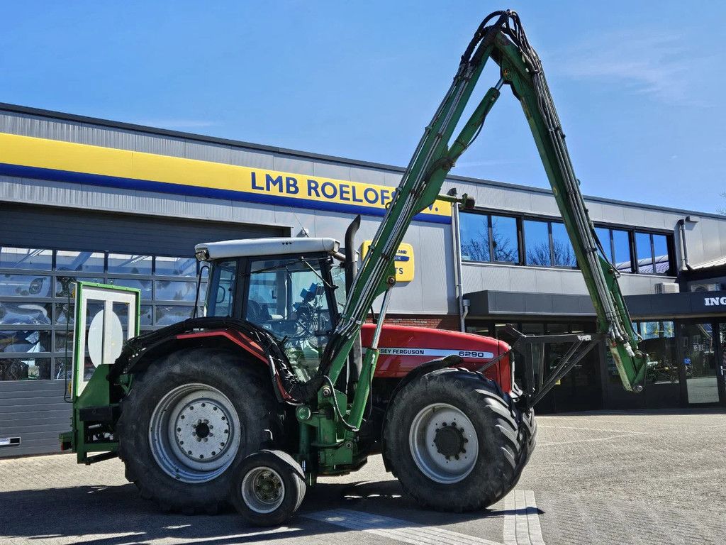 Massey Ferguson 6290 met Herder Maaiarm Dyna 6
