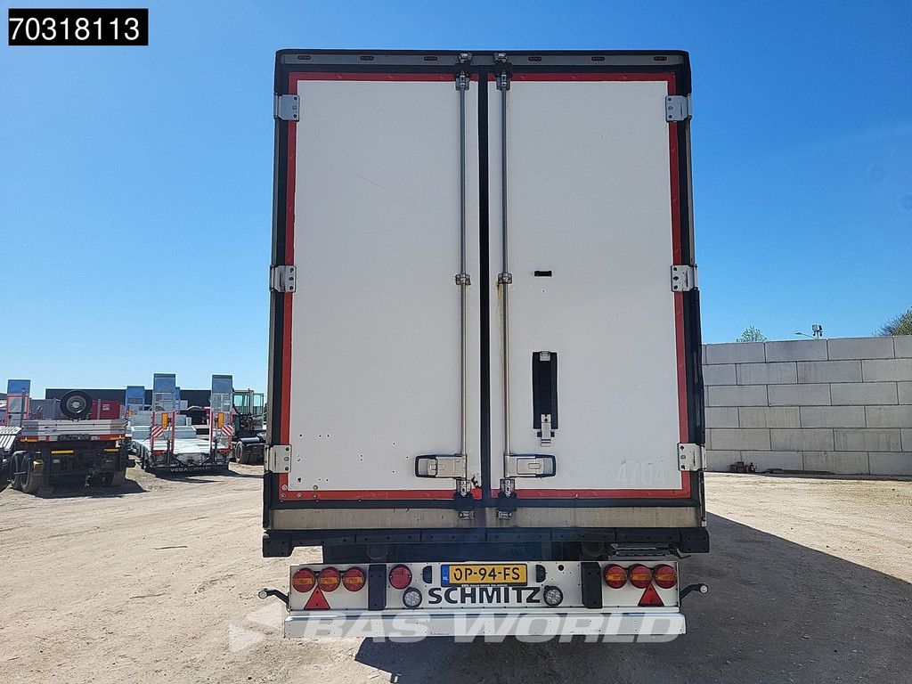 Schmitz SCB*S3B Bi-temp Lift Axle 250x270cm