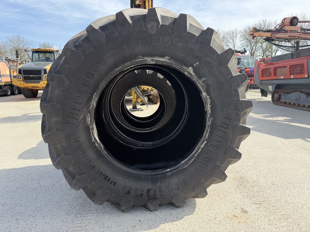Banden Trelleborg 900-65/R46 TM1000