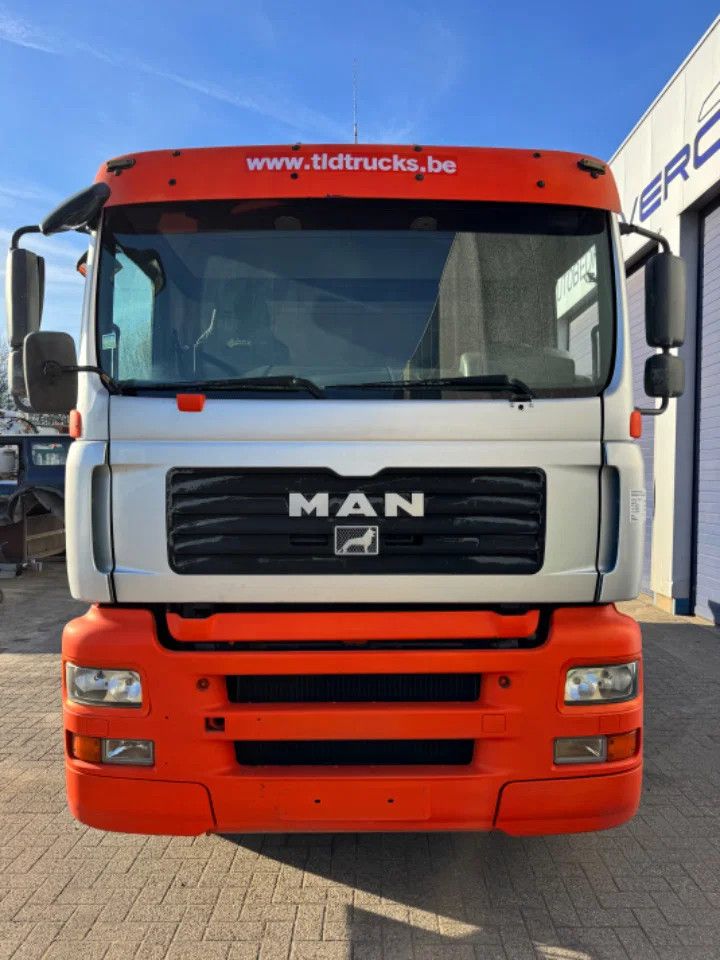 MAN TGA 18.310 **MANUAL PUMP-BELGIAN TRUCK-MANUAL GEARBOX**