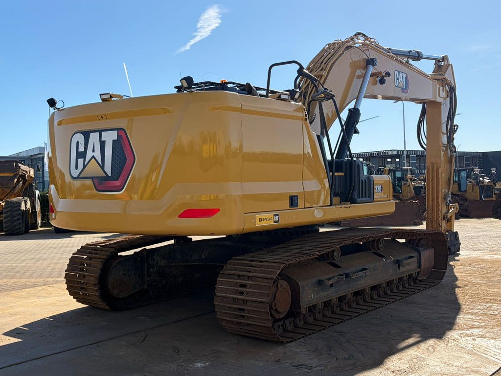 Caterpillar 330