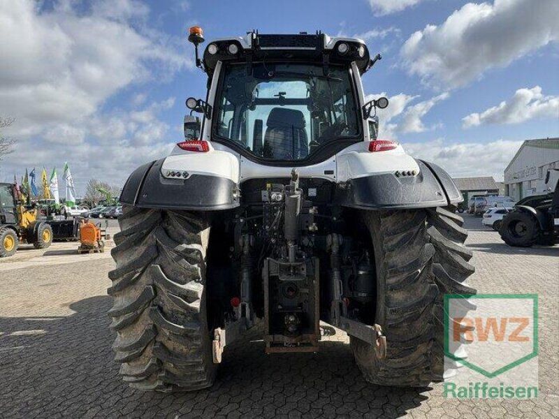 Valtra T215D