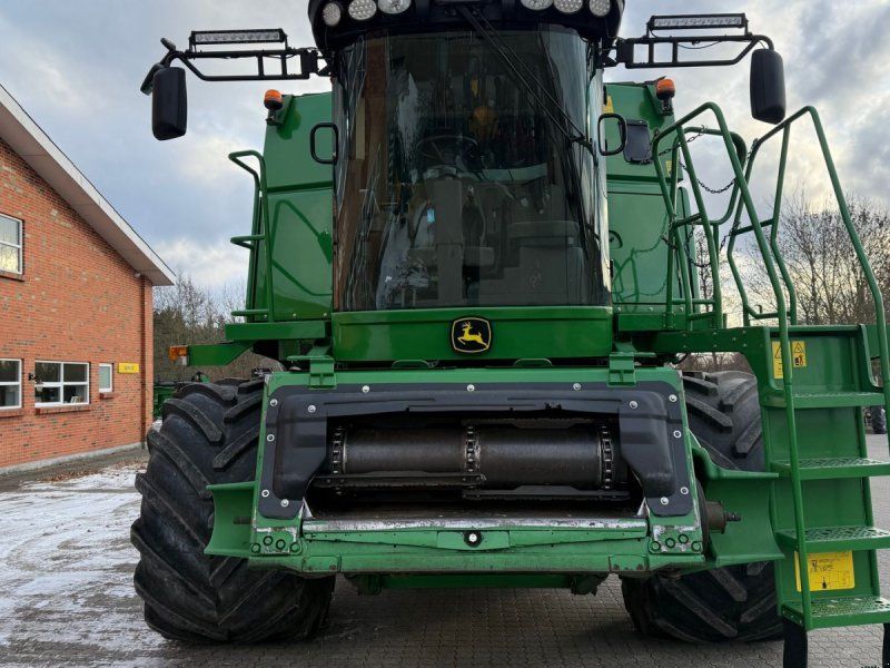 John Deere S690 + 30” 630R skærebord