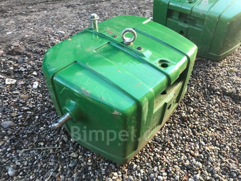 John Deere 900 KG GRATIS LEVERING