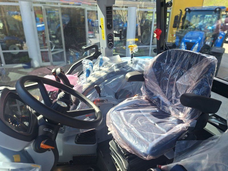 New Holland T5.80