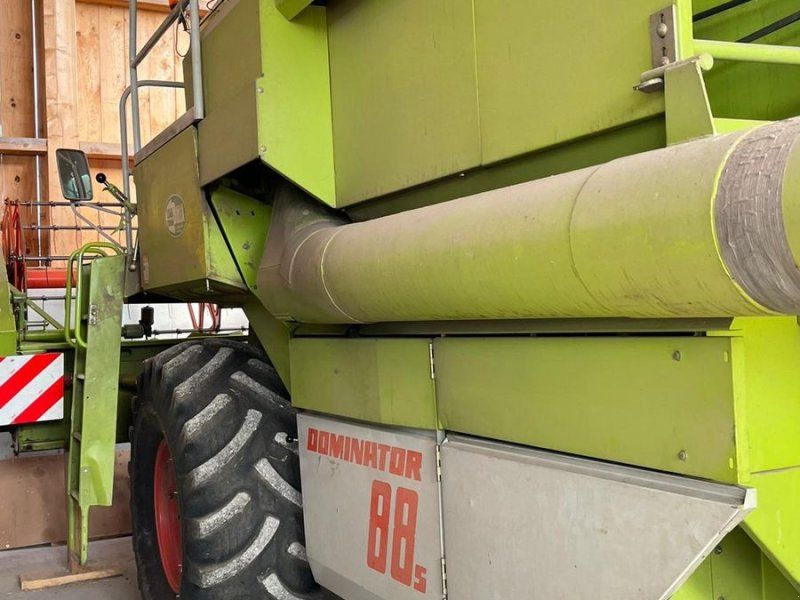 Claas Dominator 88 S