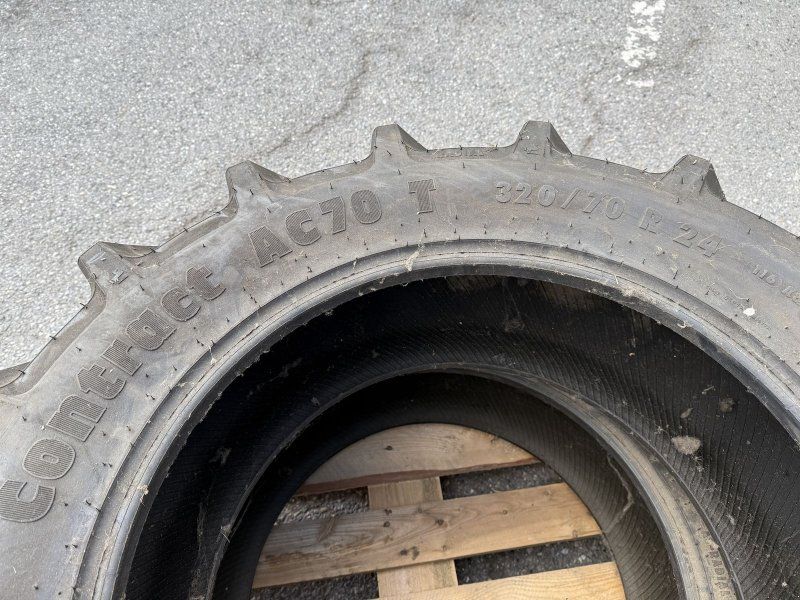Continental 320/70 R24