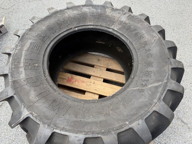 Michelin 540/65R26 XM108