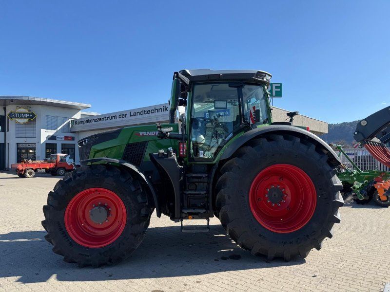 Fendt 832 Vario Gen5 Profi+