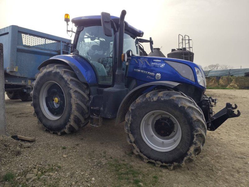 New Holland T7 270 AC