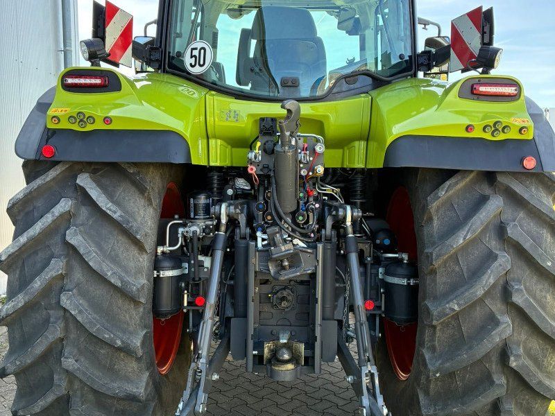 Claas Arion 660 CMATIC