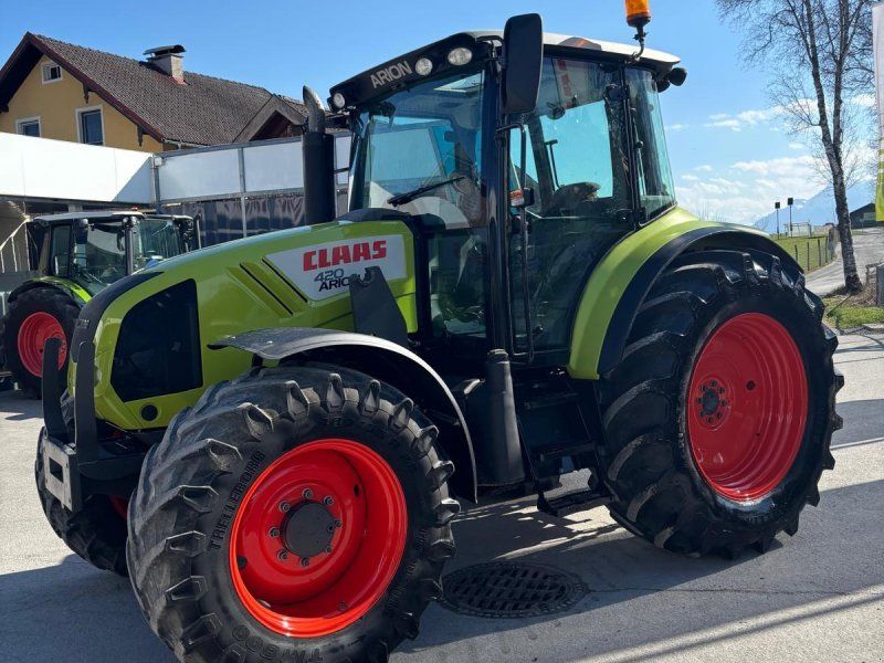 Claas Arion 420