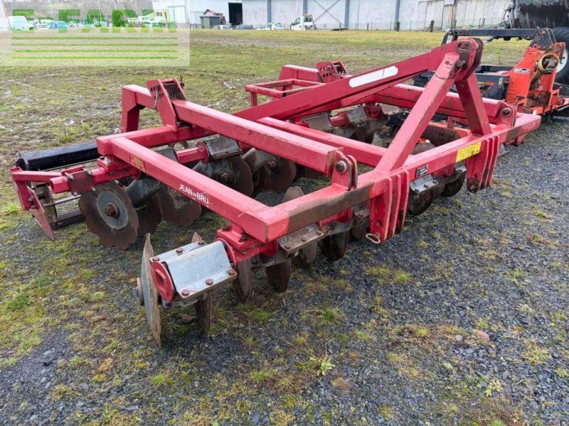 Jean de Bru déchaumeur dechaumeur à disques 3m30