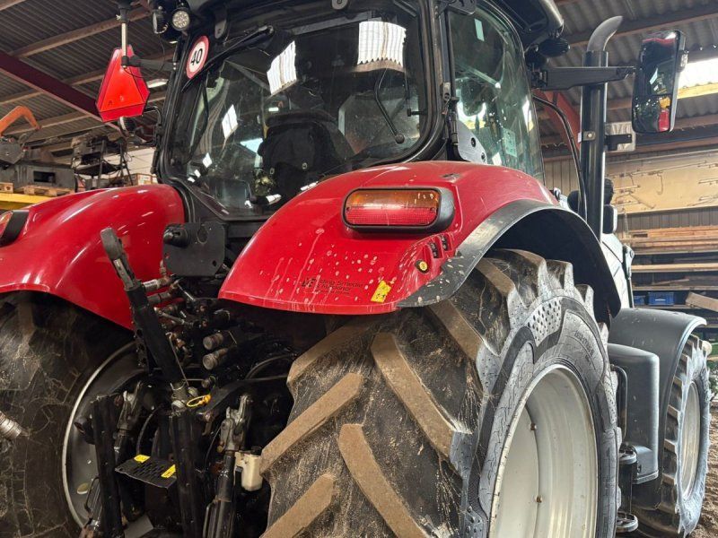 Case IH Puma 165 CVX med frontpto og Ålø Q6s læsser