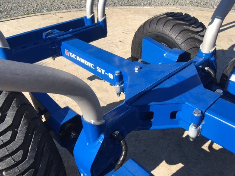 Scandic ST-8 10,5t 7,1m Kran 600kg Hubkraft Druckluft