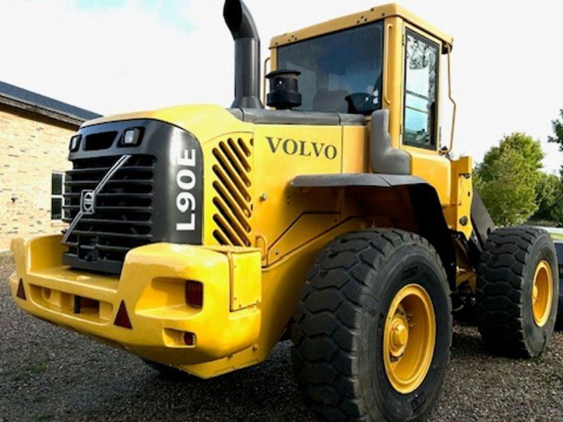 Volvo L90E