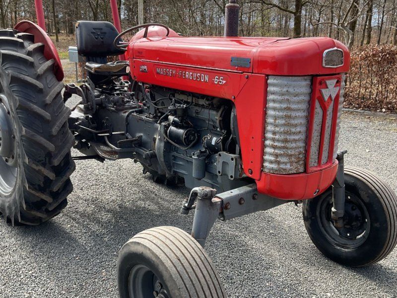Massey Ferguson 65