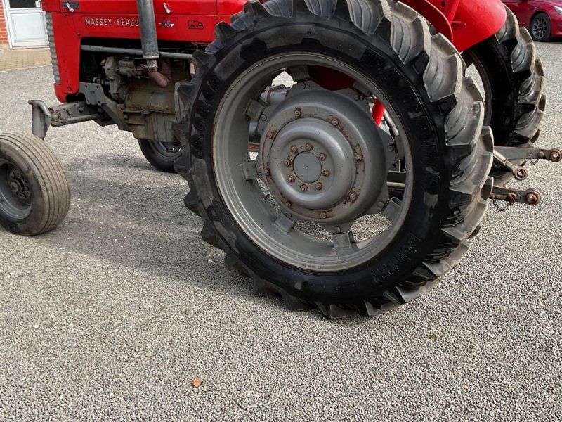 Massey Ferguson 65