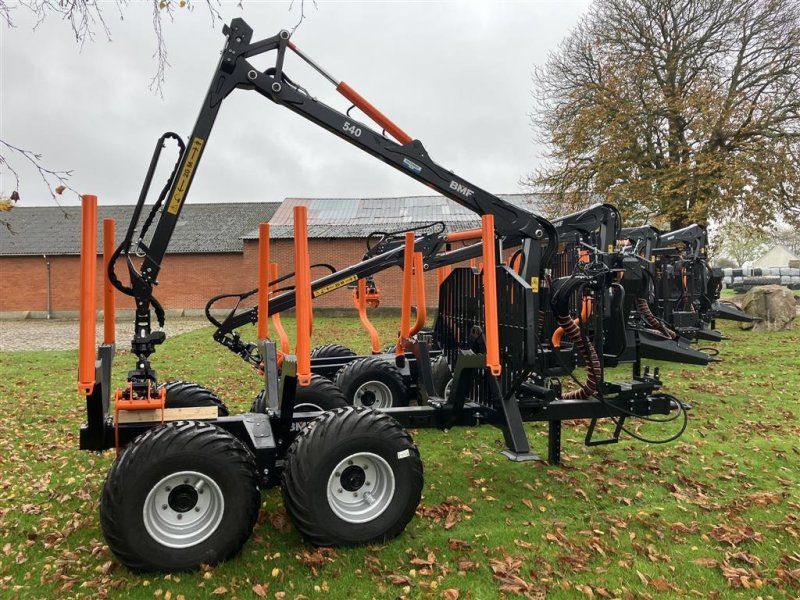 BMF 7 t. skovvogn med 4,3 m kran