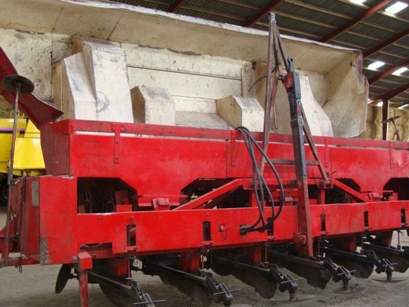 Stor 6 rækket lægger, med 6 tons tank.