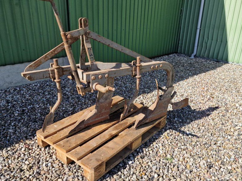 Massey Ferguson Plov