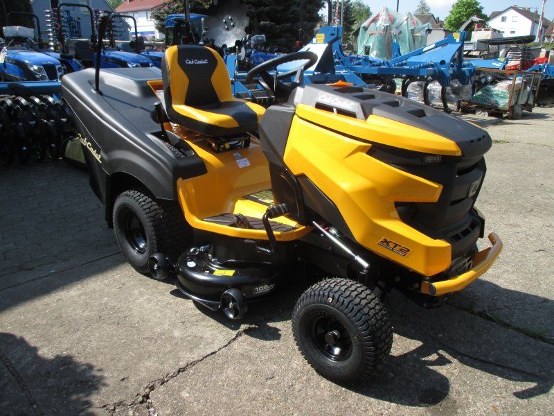Cub Cadet XT 2 QR 106 2-Zylinder Kawasakimotor