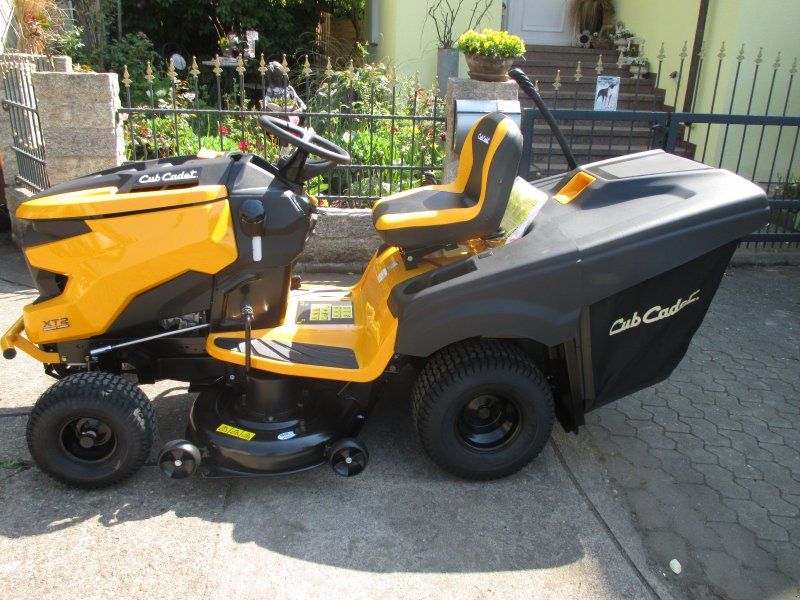 Cub Cadet XT 2 QR 106 2-Zylinder Kawasakimotor