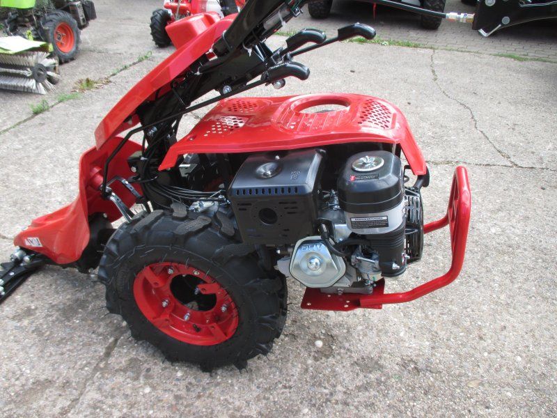 Jansen MGT-600 E mit 120 cm Messerbalken 11 KW(15 PS) E-Start