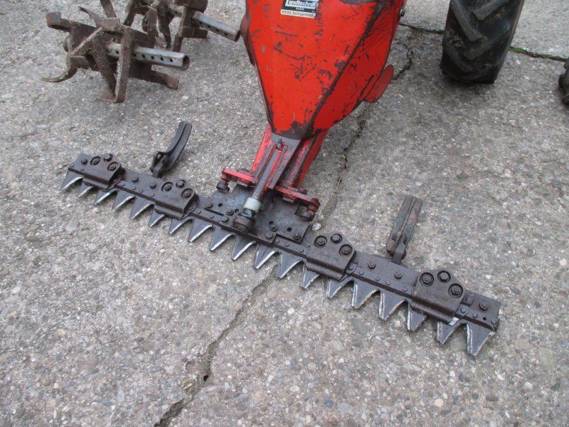 Honda F 450 SC mit Messerbalken und Hacke