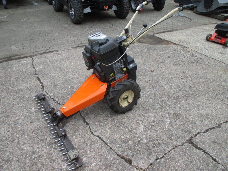 Holder M 300 Profimäher