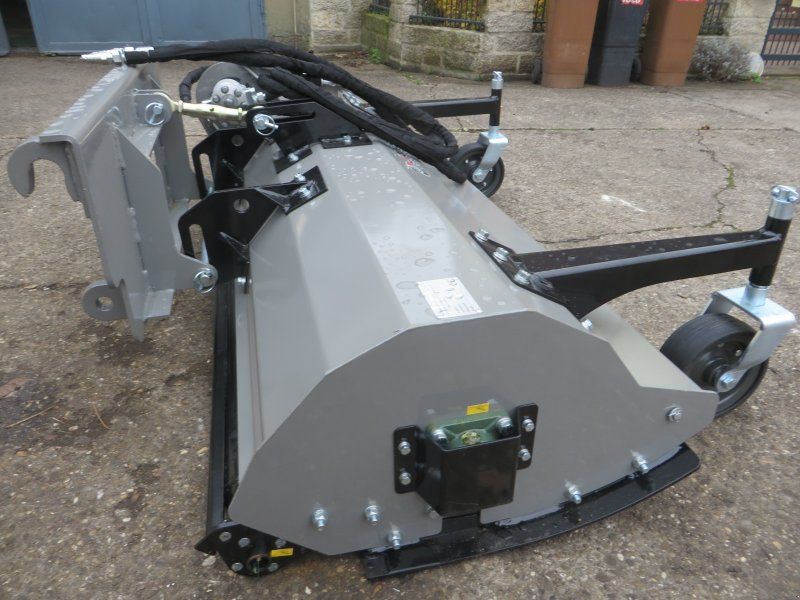 Jansen HMM-170, Schlegel Hydraulischer Front Euro-Frontla