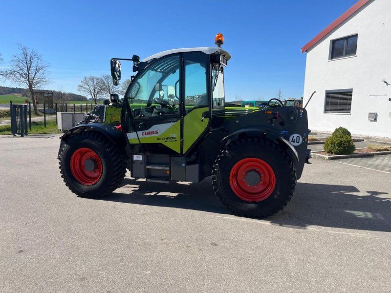 Claas Scorpion 741 Varipower