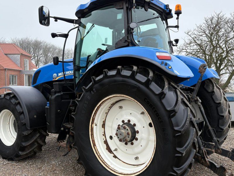 New Holland T7.220