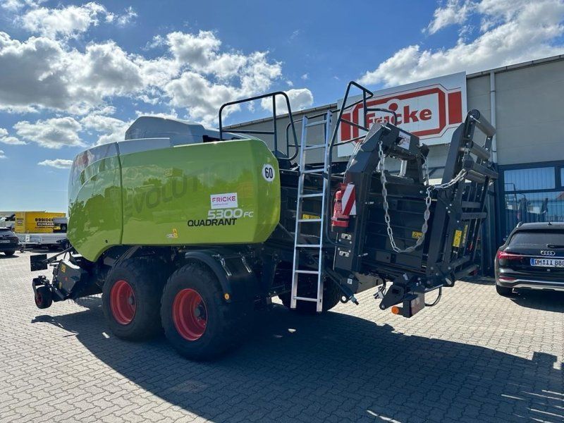 Claas Quadrant 5300 Evolution FC Tandem