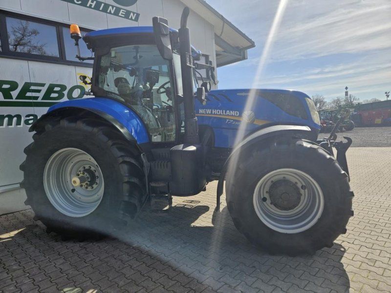New Holland T7.230 AUTOCOMMAND