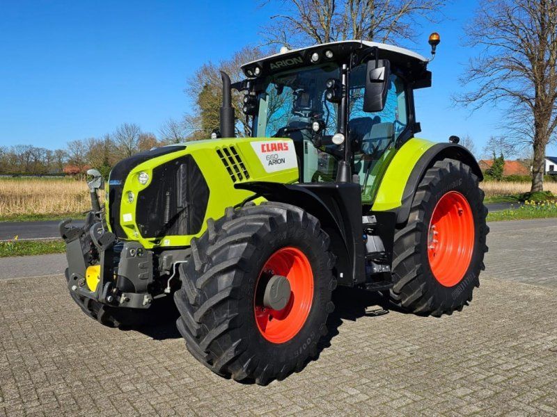 Claas Arion 660