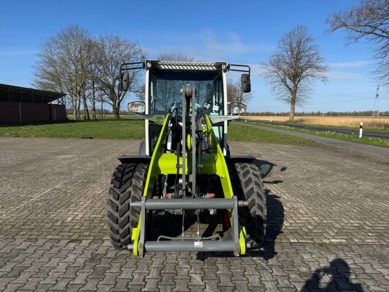 Claas Torion 530