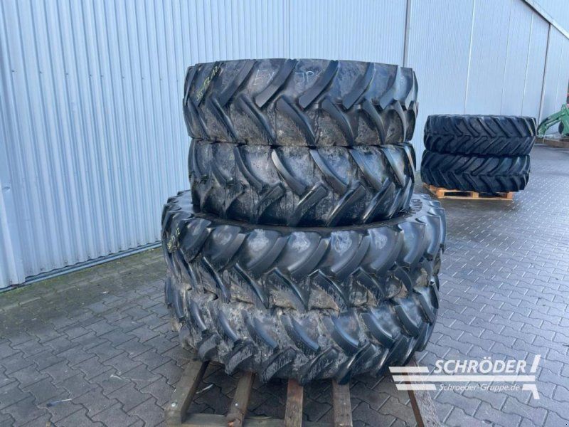 Fendt 380/85 R30 + 380/90 R46 KOMPLETTRÄDER